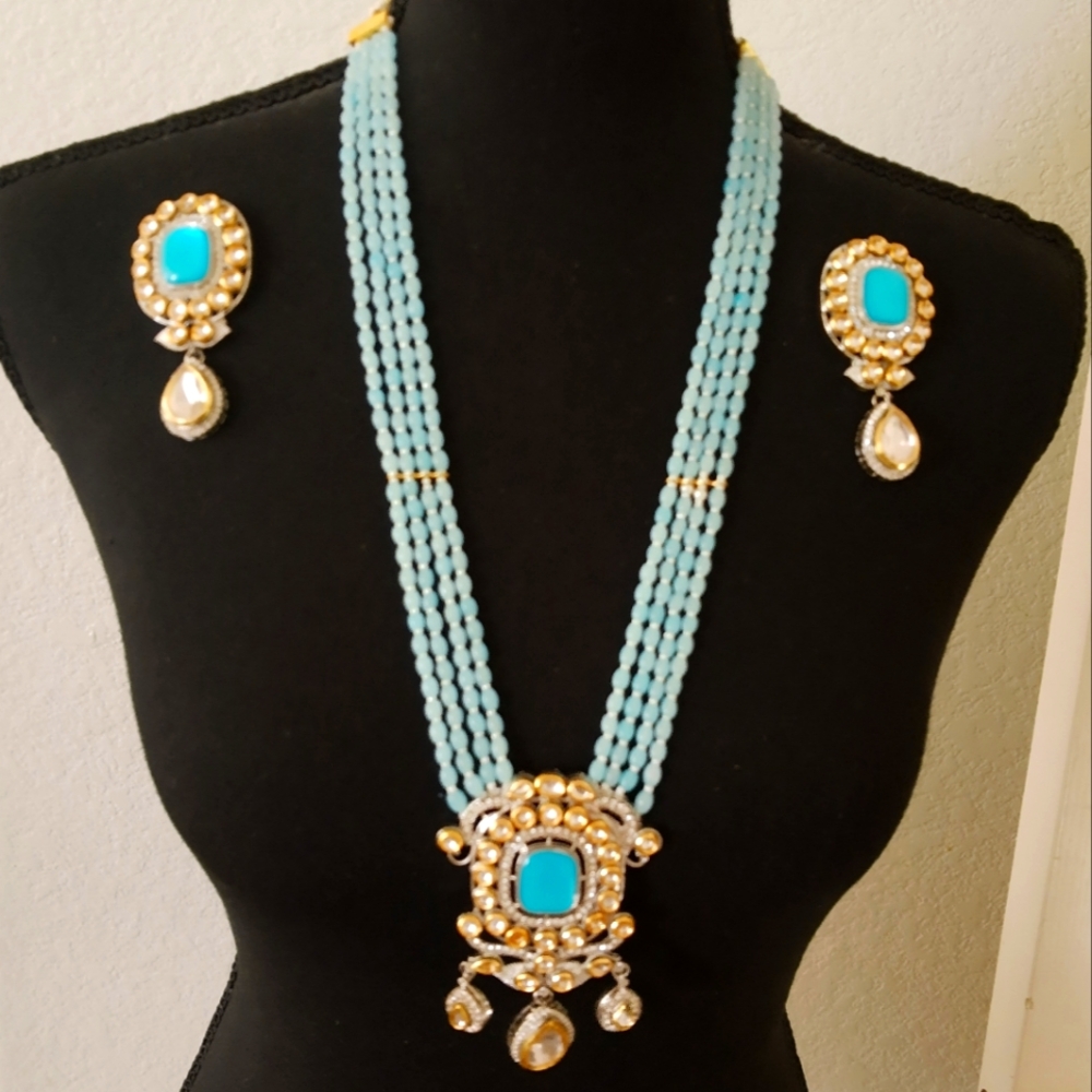Victorian long bead necklace ,pearl haar with 4 layers and matching earrings